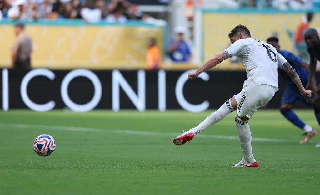 下半场发力找回节奏 浙江稠州金租轻取福建